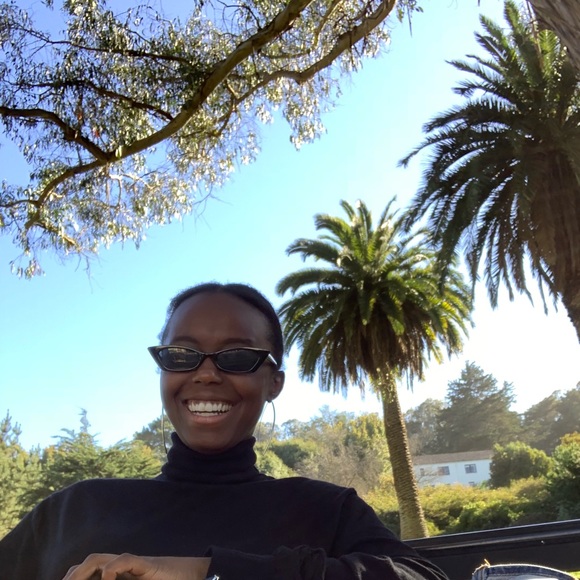 Meet the Posher - Picture 2 of 3